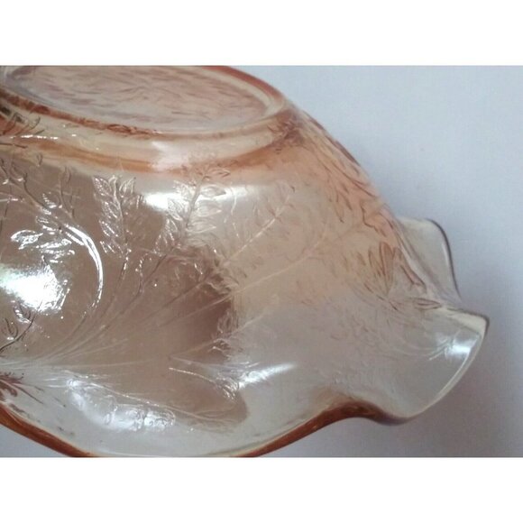 Vintage Carnival Glass Iris Bowl With Scallop Edge light amber gold 9.75" x2" - Picture 4 of 9